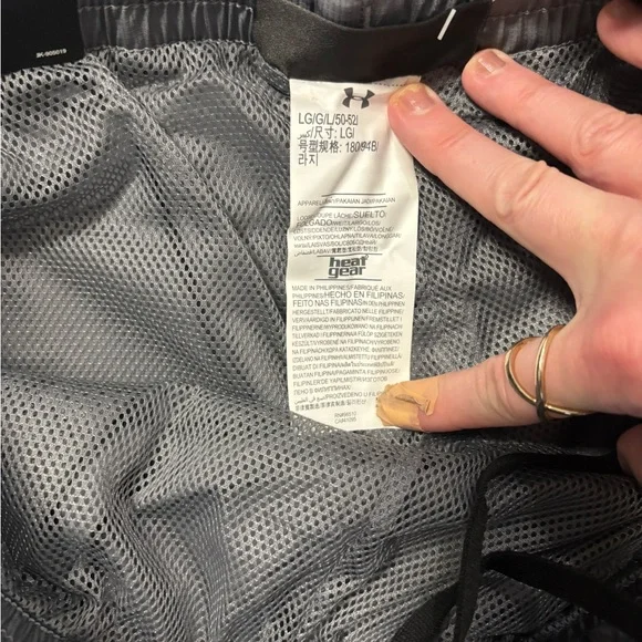 Under Armour Men's Gray Heat Gear Straight Pants NWT - Picture 3 of 6